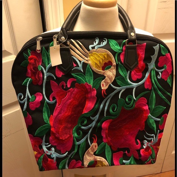 SOLD. SOLD. FUCHSIA MULTI COLOR CANVAS TRAVEL BAG - Picture 7 of 8